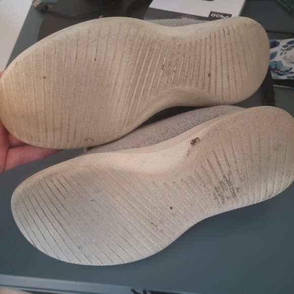 Allbirds - Picture 2 of 7